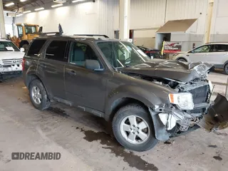 2012 Ford Escape XLT с VIN 1FMCU9DG6CKB43505, выставлен на аукционе IAAI как лот 41851201 с пробегом Не указан миль и . История ставок и продаж доступна на DreamBid. Изображение 1.