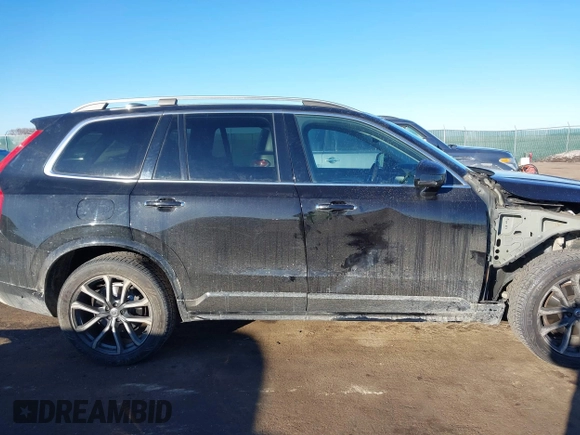 2016 Volvo XC90 T6 Momentum with VIN YV4A22PK4G1075562, listed as a IAAI auction lot 41680758 with 131,920 mi miles. Bid and sale history available at carsss.com. Image 14.