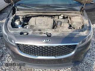 2017 Kia Sedona LX with VIN KNDMB5C11H6230541, listed as a IAAI auction lot 42034761 with 171,495 mi miles. Bid and sale history available at carsss.com. Image 10.