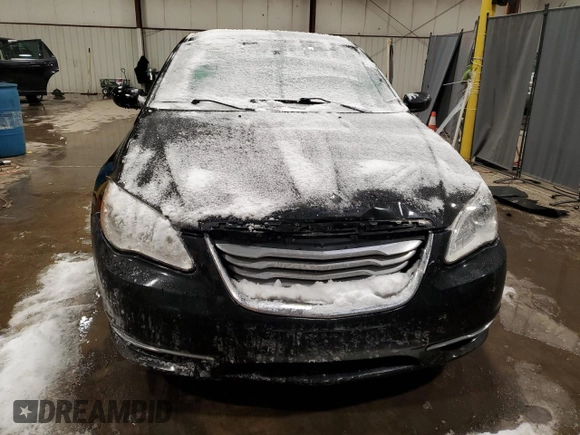 2013 Chrysler 200 LX with VIN 1C3CCBAGXDN737179, listed as a Copart auction lot 42098455 with 219,485 mi miles and Salvage Title. Bid and sale history available at carsss.com. Image 5.