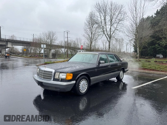 1988 Mercedes-Benz 560 with VIN WDBCA39D1JA406073, listed as a Copart auction lot 50398345 with 111,524 mi miles and Clean Title. Bid and sale history available at DreamBid. Image 2.