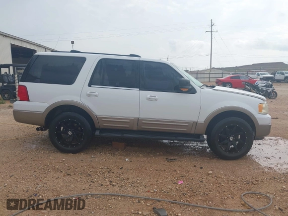 2003 Ford Expedition Eddie Bauer z VIN 1FMFU18L73LA67177, wystawiony jako IAAI lot #42137354 z przebiegiem 189 359 mil mil oraz . Historia ofert i sprzedaży dostępna na DreamBid. Obrazek 14.