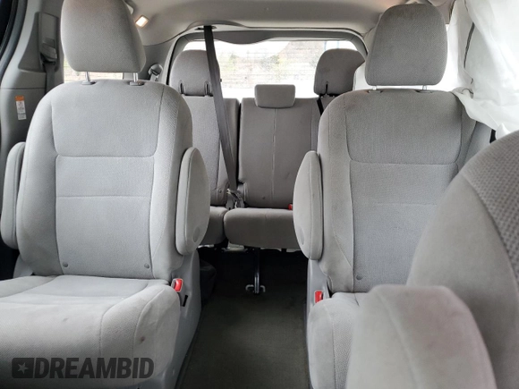 2017 Toyota Sienna L with VIN 5TDZZ3DC4HS785327, listed as a Copart auction lot 49284405 with 86,225 mi miles and Salvage Title. Bid and sale history available at DreamBid. Image 10.