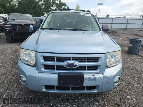 2009 Ford Escape Hybrid with VIN 1FMCU59309KB77043, listed as a Copart auction lot 63925395 with 201,171 mi miles and Clean title. Bid and sale history available at DreamBid. Image 5.