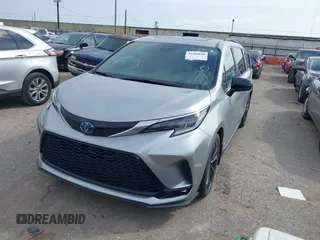 2021 Toyota Sienna XSE with VIN 5TDDRKEC6MS047574, listed as a IAAI auction lot 41688890 with 54,228 mi miles and . Bid and sale history available at DreamBid. Image 17.