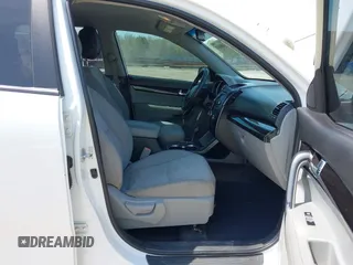 2011 Kia Sorento LX with VIN 5XYKT3A1XBG037157, listed as a IAAI auction lot 42041481 with 196,151 mi miles and . Bid and sale history available at DreamBid. Image 5.