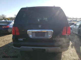 2004 Lincoln Navigator Luxury with VIN 5LMFU27R24LJ00905, listed as a Copart auction lot 82561364 with 181,618 mi miles and Clean Title. Bid and sale history available at carsss.com. Image 6.