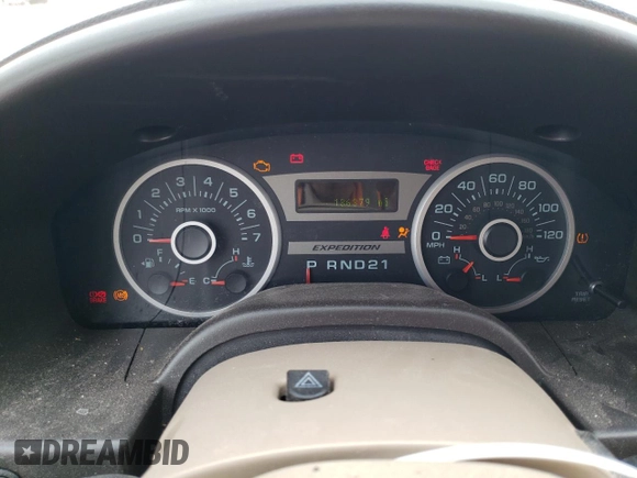 2005 Ford Expedition Eddie Bauer with VIN 1FMPU17525LA40639, listed as a Copart auction lot 47554695 with 136,379 mi miles and Salvage Title. Bid and sale history available at carsss.com. Image 9.