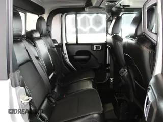 2023 Jeep Gladiator Freedom с VIN 1C6HJTAGXPL518694, выставлен на аукционе Copart как лот 54447635 с пробегом 9 460 миль миль и Списание • Salvage title. История ставок и продаж доступна на DreamBid. Изображение 6.