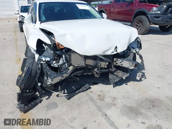 2017 Lexus IS with VIN JTHBA1D22H5059054, listed as a IAAI auction lot 41943420 with 88,658 mi miles. Bid and sale history available at carsss.com. Image 6.