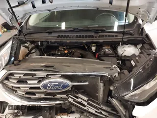 2019 Ford Edge SE z VIN 2FMPK3G99KBC24072, wystawiony jako IAAI lot #41831200 z przebiegiem 85 699 mil mil oraz . Historia ofert i sprzedaży dostępna na DreamBid. Obrazek 10.