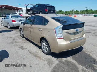 2011 Toyota Prius I z VIN JTDKN3DU5B1366459, wystawiony jako IAAI lot #42247607 z przebiegiem 150 700 mil mil oraz . Historia ofert i sprzedaży dostępna na DreamBid. Obrazek 3.