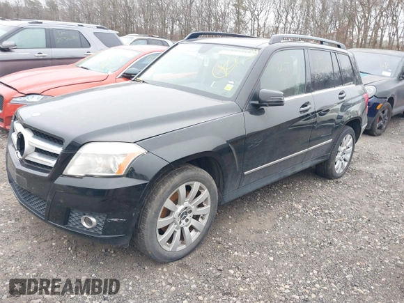 2012 Mercedes-Benz GLK GLK 350 with VIN WDCGG8HB1CF803684, listed as a IAAI auction lot 41266724 with Not Provided miles. Bid and sale history available at carsss.com. Image 17.