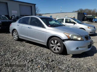 2010 Honda Accord EX z VIN 5KBCP3F75AB001549, wystawiony jako Copart lot #54424085 z przebiegiem 172 174 mil mil oraz Szkoda całkowita • Salvage title. Historia ofert i sprzedaży dostępna na DreamBid. Obrazek 4.