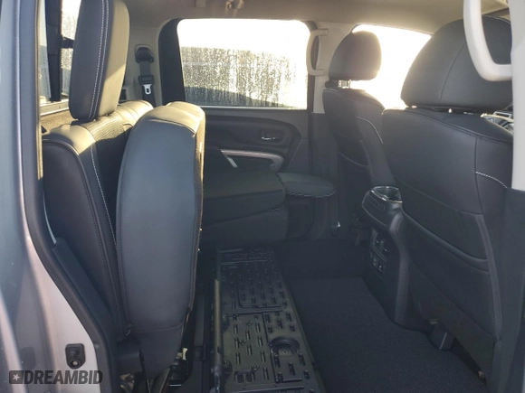 2019 Nissan Titan XD SV with VIN 1N6BA1F46KN520020, listed as a Copart auction lot 76840844 with 25,720 mi miles and Non Repairable. Bid and sale history available at carsss.com. Image 10.