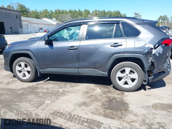 2019 Toyota RAV4 XLE with VIN 2T3P1RFV1KW056420, listed as a IAAI auction lot 41982282 with 53,424 mi miles and . Bid and sale history available at DreamBid. Image 14.