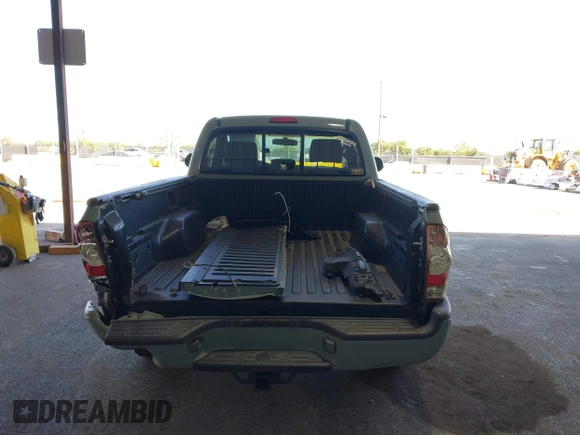 2007 Toyota Tacoma with VIN 5TENX22N97Z444378, listed as a IAAI auction lot 42032749 with 190,008 mi miles. Bid and sale history available at carsss.com. Image 16.
