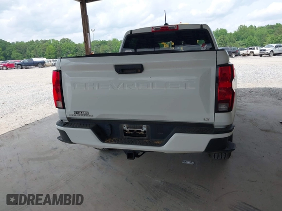 2023 Chevrolet Colorado 4WD LT z VIN 1GCPTCEK0P1221796, wystawiony jako IAAI lot #42076600 z przebiegiem 23 262 mil mil oraz . Historia ofert i sprzedaży dostępna na DreamBid. Obrazek 16.