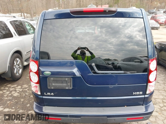 2011 Land Rover LR4 HSE z VIN SALAG2D4XBA576516, wystawiony jako IAAI lot #41542121 z przebiegiem 101 750 mil mil oraz . Historia ofert i sprzedaży dostępna na DreamBid. Obrazek 15.