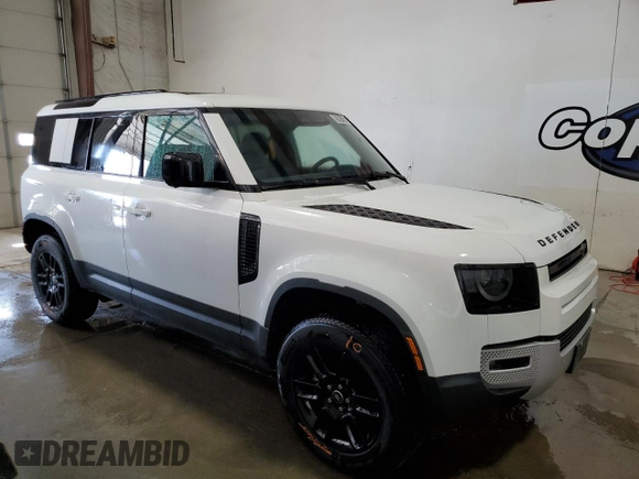 2025 Land Rover Defender S z VIN SALEJ7EX8S2393246, wystawiony jako Copart lot #62061835 z przebiegiem Nie podano mil oraz Szkoda całkowita • Salvage title. Historia ofert i sprzedaży dostępna na DreamBid. Obrazek 4.