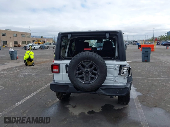 2025 Jeep Wrangler Sport S with VIN 1C4PJXDN0SW524002, listed as a IAAI auction lot 41625940 with 1,924 mi miles and . Bid and sale history available at DreamBid. Image 16.