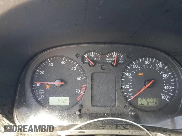 2001 Volkswagen Golf GLS с VIN 9BWGT61J914057698, выставлен на аукционе Copart как лот 58576605 с пробегом 270 209 миль миль и Списание • Salvage title. История ставок и продаж доступна на DreamBid. Изображение 9.