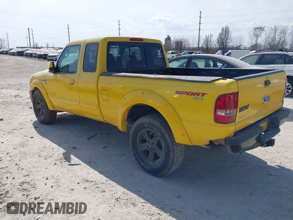 2006 Ford Ranger XL with VIN 1FTZR15E86PA03915, listed as a IAAI auction lot 41801942 with 153,697 mi miles. Bid and sale history available at carsss.com. Image 3.