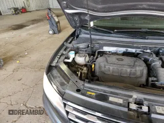 2020 Volkswagen Tiguan S с VIN 3VV1B7AXXLM056307, выставлен на аукционе Copart как лот 90052045 с пробегом 89 563 миль миль и Списание • Salvage title. История ставок и продаж доступна на DreamBid. Изображение 14.