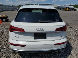 2021 Audi Q5 Premium Plus with VIN WA1E2AFY3M2137831, listed as a Copart auction lot 63879184 with 0 mi miles and Salvage Title. Bid and sale history available at carsss.com. Image 6.