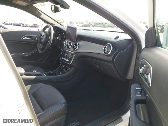 2020 Mercedes-Benz GLA with VIN WDCTG4EB5LU023839, listed as a IAAI auction lot 41432735 with 28,639 mi miles. Bid and sale history available at carsss.com. Image 5.