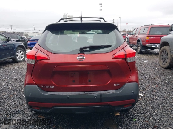 2020 Nissan Kicks SR with VIN 3N1CP5DV4LL565762, listed as a IAAI auction lot 40889527 with 98,722 mi miles. Bid and sale history available at carsss.com. Image 16.