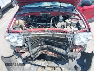 2005 Ford Escape XLS Value с VIN 1FMYU02Z55KA01607, выставлен на аукционе IAAI как лот 42634052 с пробегом 151 193 миль миль и . История ставок и продаж доступна на DreamBid. Изображение 10.