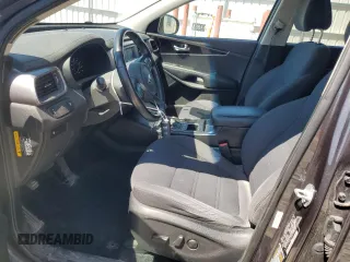 2016 Kia Sorento LX with VIN 5XYPG4A33GG005305, listed as a Copart auction lot 55771995 with 127,874 mi miles and Clean Title. Bid and sale history available at carsss.com. Image 7.