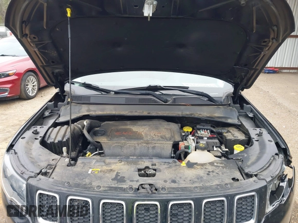 2021 Jeep Compass Latitude z VIN 3C4NJCBBXMT518158, wystawiony jako IAAI lot #41485058 z przebiegiem 95 309 mil mil oraz . Historia ofert i sprzedaży dostępna na DreamBid. Obrazek 10.