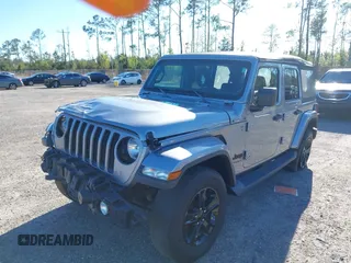 2020 Jeep Wrangler Unlimited Sahara with VIN 1C4HJXEN6LW210682, listed as a IAAI auction lot 41836201 with 32,925 mi miles. Bid and sale history available at carsss.com. Image 20.