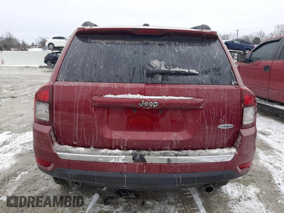 2016 Jeep Compass Latitude z VIN 1C4NJCEAXGD804721, wystawiony jako Copart lot #45760085 z przebiegiem 105 985 mil mil oraz Szkoda całkowita • Salvage title. Historia ofert i sprzedaży dostępna na DreamBid. Obrazek 6.