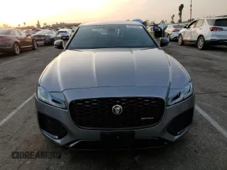 2024 Jaguar XF R-Dynamic SE with VIN SAJBL4GX9RCY93597, listed as a Copart auction lot 86955364 with 3,076 mi miles and Salvage Title. Bid and sale history available at carsss.com. Image 5.