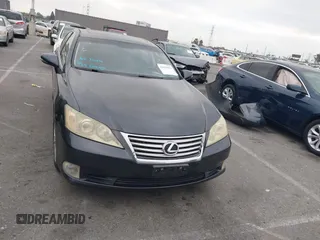 2010 Lexus ES with VIN JTHBK1EG0A2370772, listed as a IAAI auction lot 42030857 with 204,313 mi miles. Bid and sale history available at carsss.com. Image 12.
