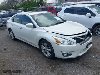 2013 Nissan Altima 2.5 SL with VIN 1N4AL3AP4DC223158, listed as a IAAI auction lot 41956699 with 207,115 mi miles. Bid and sale history available at carsss.com. Image 1.