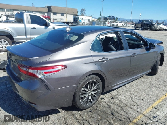 2021 Toyota Camry SE Nightshade with VIN 4T1T11AK4MU568827, listed as a IAAI auction lot 41640231 with 59,905 mi miles and . Bid and sale history available at DreamBid. Image 4.