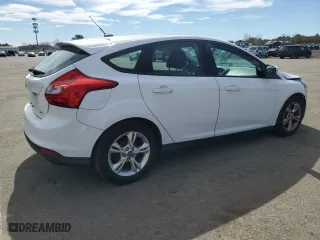 2014 Ford Focus SE with VIN 1FADP3K21EL114632, listed as a Copart auction lot 49372835 with 136,188 mi miles and Clean Title. Bid and sale history available at carsss.com. Image 3.