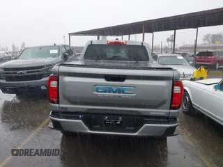 2024 GMC Canyon 2WD Elevation with VIN 1GTP5BEK5R1144057, listed as a IAAI auction lot 41575991 with 9,972 mi miles. Bid and sale history available at carsss.com. Image 17.