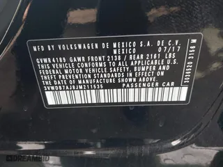 2018 Volkswagen Jetta 1.4T SE with VIN 3VWDB7AJ8JM211535, listed as a IAAI auction lot 41231317 with 68,316 mi miles. Bid and sale history available at carsss.com. Image 9.