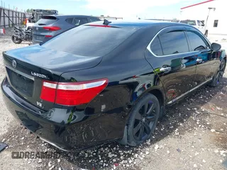 2008 Lexus LS 600h L with VIN JTHDU46FX85001632, listed as a IAAI auction lot 42595828 with 232,973 mi miles and . Bid and sale history available at DreamBid. Image 4.