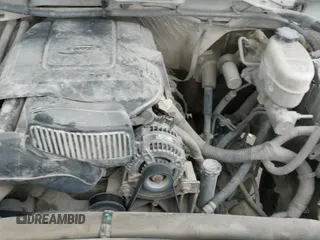 2017 Chevrolet Silverado 2500HD Work Truck z VIN 1GC0CUEG9HZ311289, wystawiony jako IAAI lot #42962235 z przebiegiem 186 712 mil mil oraz . Historia ofert i sprzedaży dostępna na DreamBid. Obrazek 20.