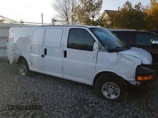 2022 Chevrolet Express Cargo with VIN 1GCWGAFP5N1185244, listed as a Copart auction lot 86700134 with Not provided miles and Salvage title. Bid and sale history available at DreamBid. Image 4.