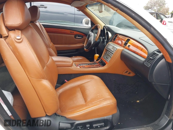 2002 Lexus SC 430 with VIN JTHFN48Y020027536, listed as a IAAI auction lot 42670239 with 207,112 mi miles and . Bid and sale history available at DreamBid. Image 5.