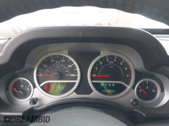 2010 Jeep Wrangler Sahara с VIN 1J4AA5D10AL166398, выставлен на аукционе IAAI как лот 42144530 с пробегом 140 020 миль миль и . История ставок и продаж доступна на DreamBid. Изображение 7.