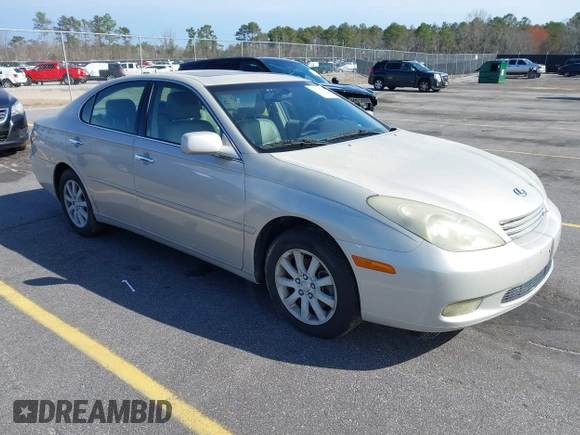 2004 Lexus ES 330 with VIN JTHBA30GX45045913, listed as a IAAI auction lot 41747664 with 173,544 mi miles. Bid and sale history available at carsss.com. Image 1.
