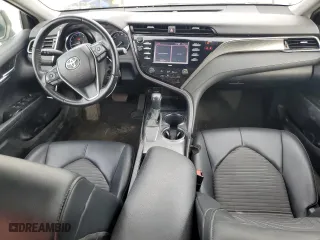 2020 Toyota Camry SE with VIN 4T1G11AK3LU942831, listed as a Copart auction lot 45449445 with 74,218 mi miles and Salvage Title. Bid and sale history available at carsss.com. Image 8.